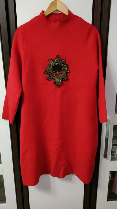 Długa czerwona sukienka 44/46