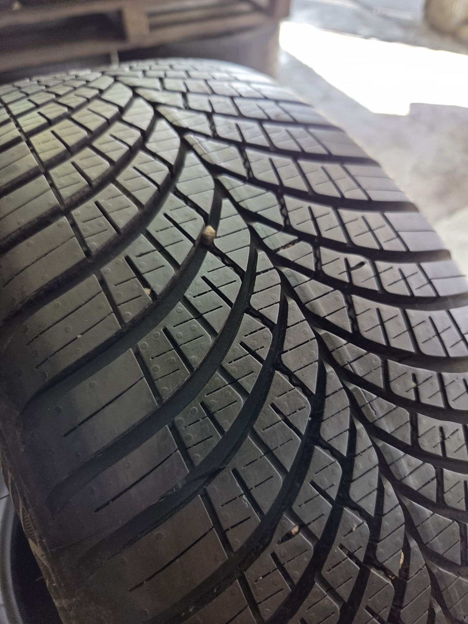 Goodyear vector 4season gen 3  205/55/16 pojedynka