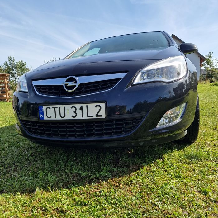 Opel Astra J 2012 1.6 + LPG