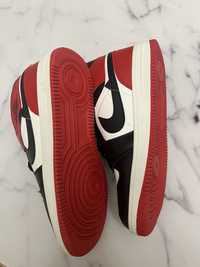 OKAZAJ - nowe buty Nike Air Jordan 1Mid - r. 43