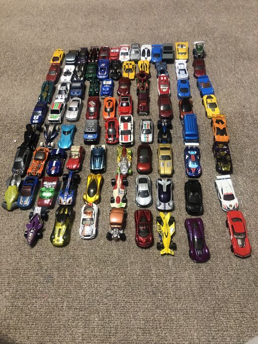 Продам машинки Hot Wheels