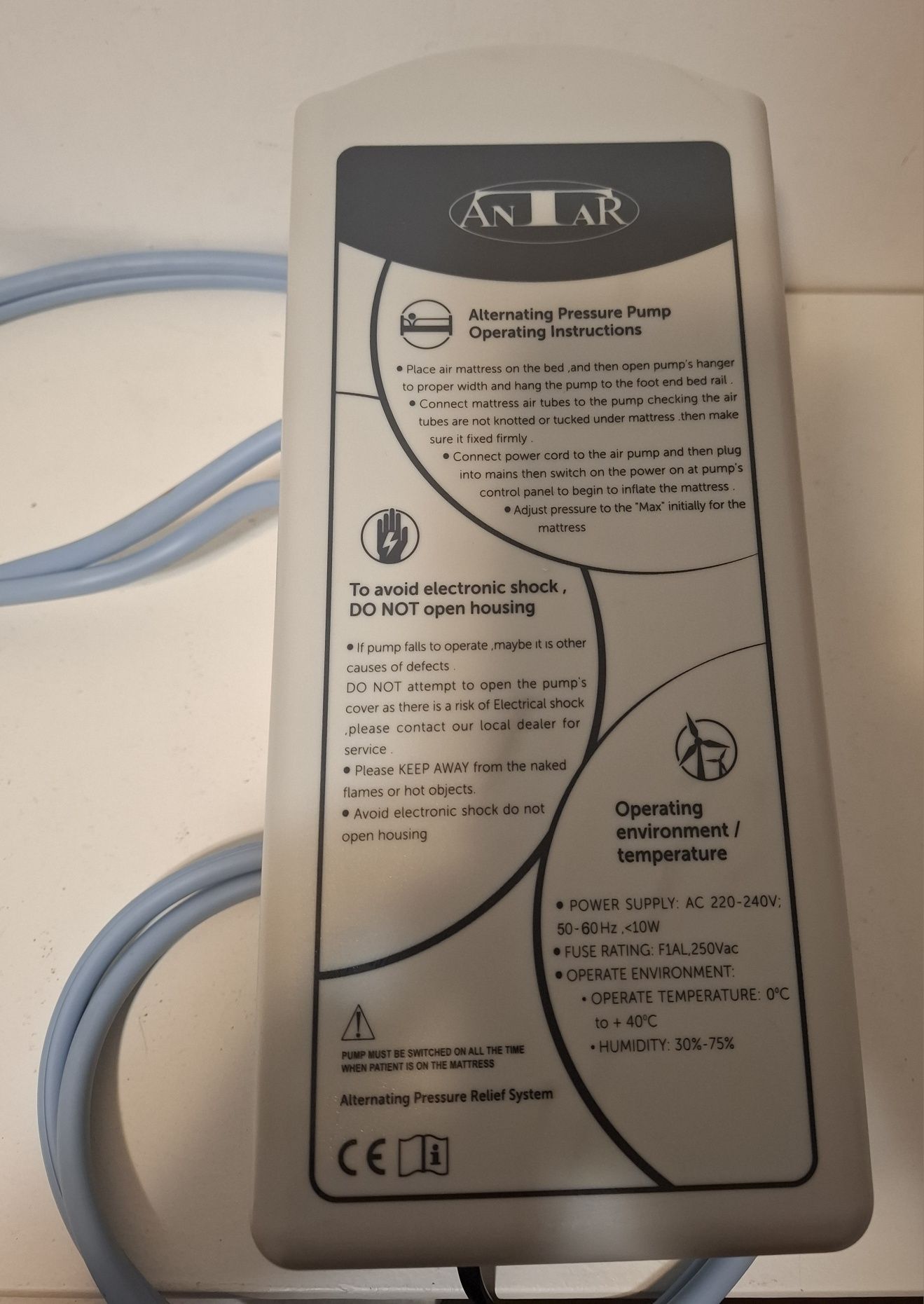 Materac przeciwodleżynowy z kompresorem