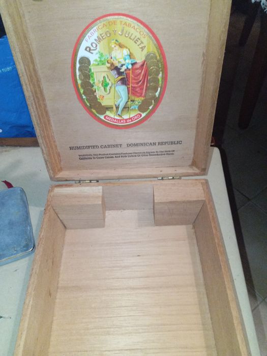 Caixa de charutos antiga