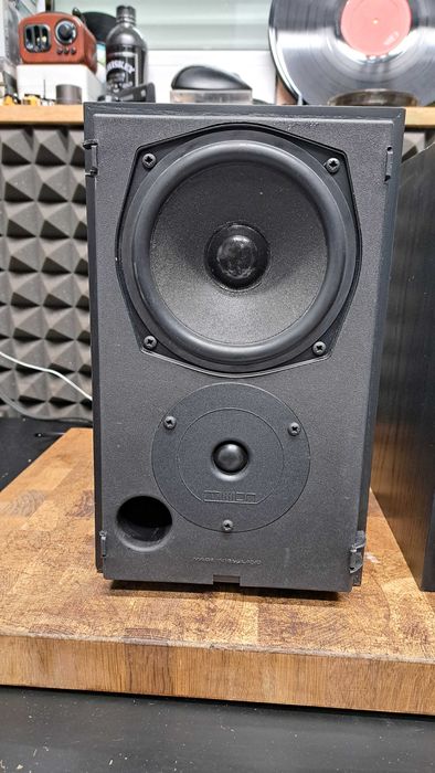 Kolumny monitory Mission 780 CYRUS