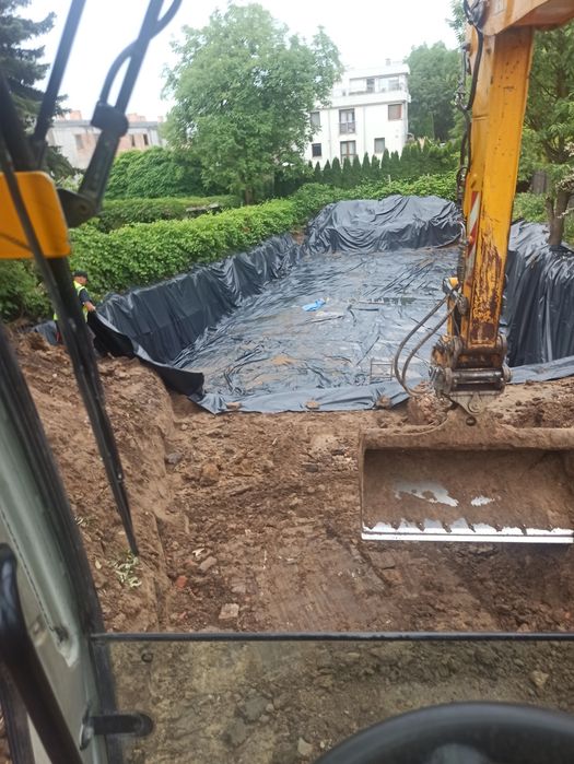 Usługi koparką wyburzenia transport