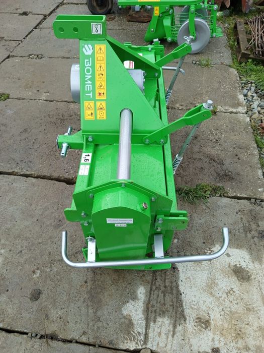 Glebogryzarka Bomet Grudziądz nowa transport