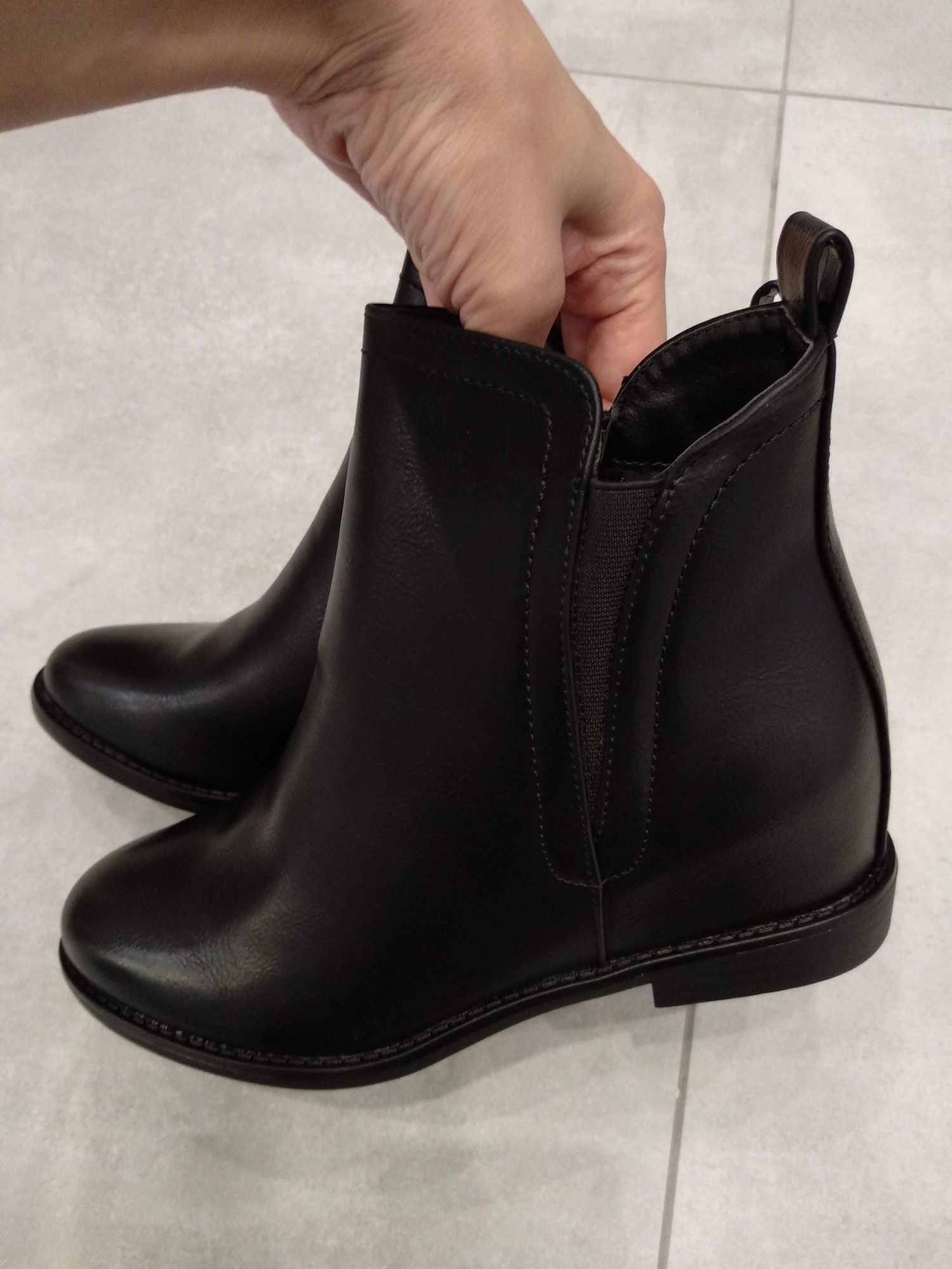 Buty damskie botki na ukrytym koturnie r.40