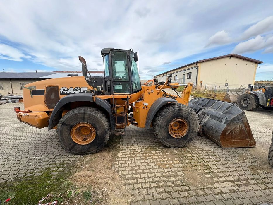 Case 921E  Ładowarka kolowa CASE 921E, sprawna, na bieżąco naprawiana