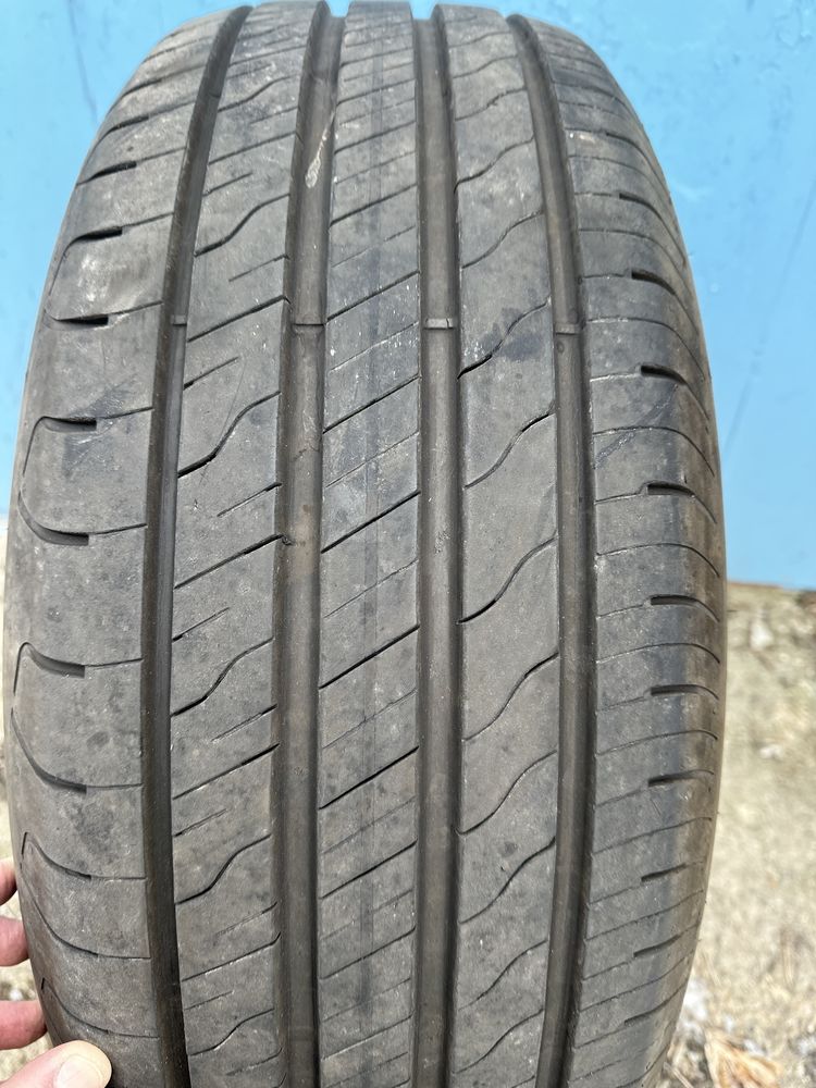 Резина  GOODYEAR 265/65 R17 літо Нове