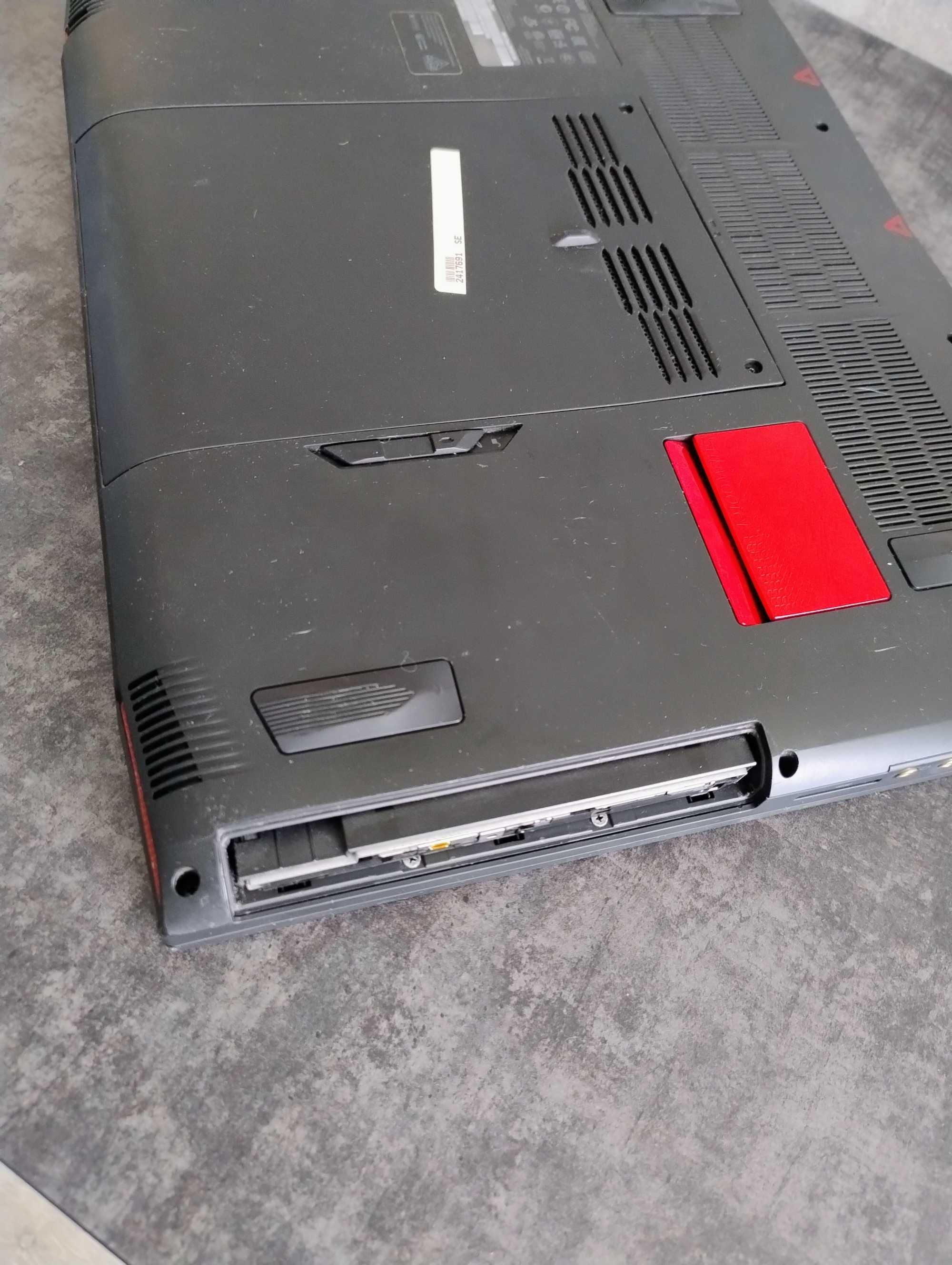 Acer Predator-15 G9/ GTX 980m