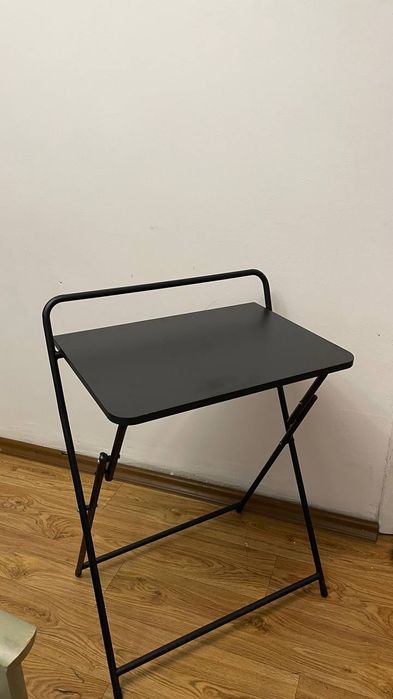 Раскладной столик для бьюти услуг