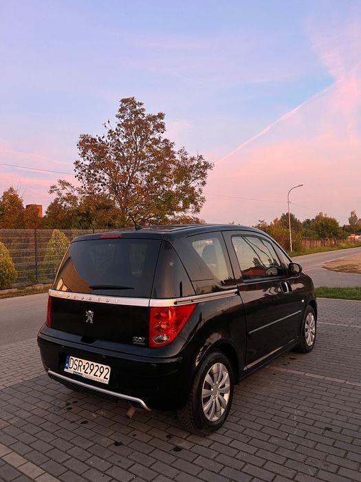 Peugeot 1007 /Automat/1.6 Benzyna/2005r/Klima/Panorama/PDC/Zamiana