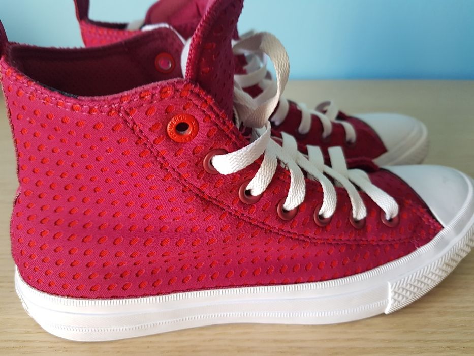 Tenis Converrse n39 (framboesa