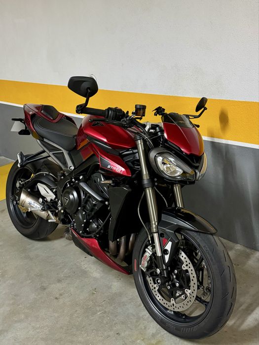 Triumph Street Triple 765 RS
