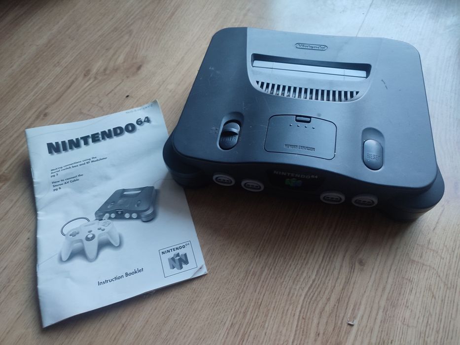 Konsola Nintendo 64 zestaw
