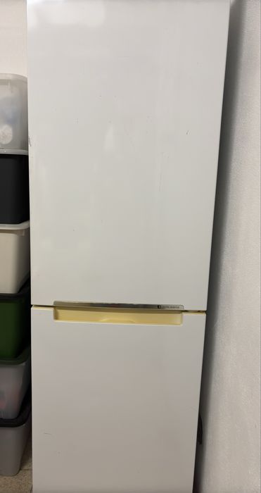 Frigorífico Samsung (grande volume)