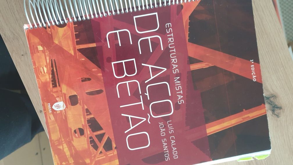Livro de metálicas e mistas ist press