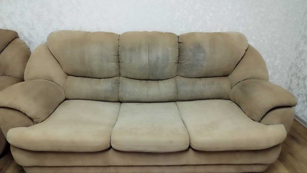 М'яке крісло, диван не розкладний (зломаний механізм)