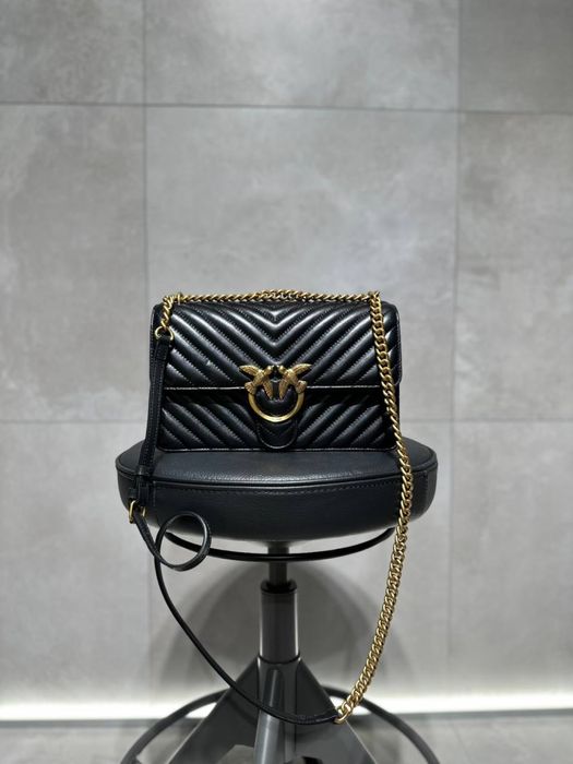 Чёрная пинко медиум италия оригинал