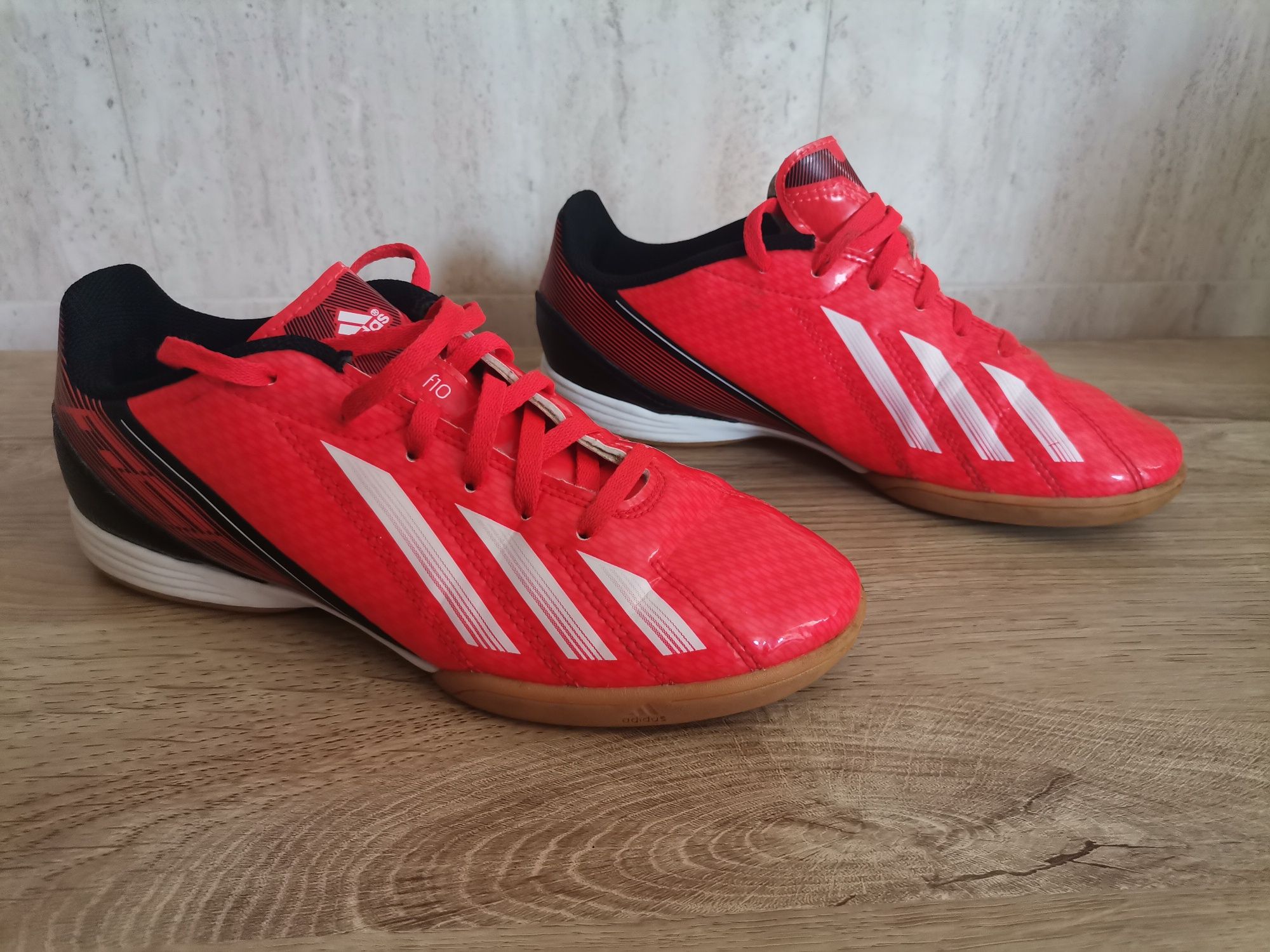 Halówki ADIDAS F10 messi buty halowe 37 1/3
Halówki ADIDAS F1