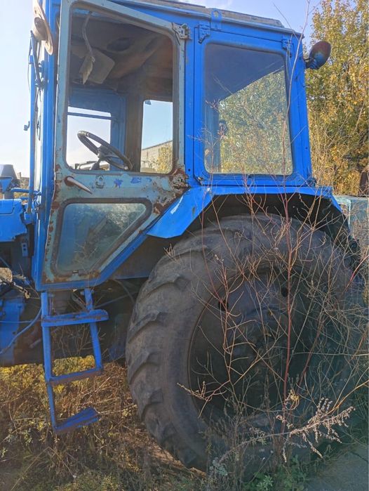 Мтз 80.  3 штуки в рабочем состоянии