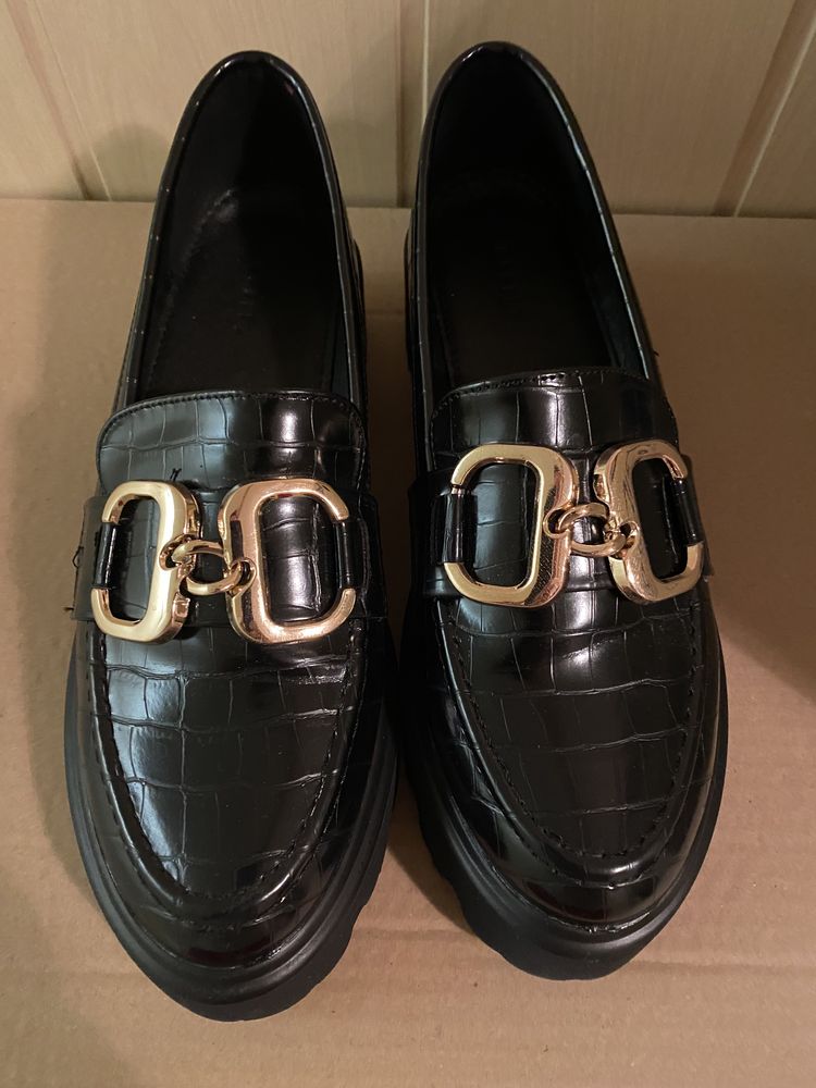 Mokasyny damskie loafersy Mohito 38