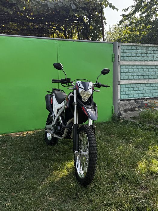 Продам мотоцикл Loncin sx2 lx250 gy-3
