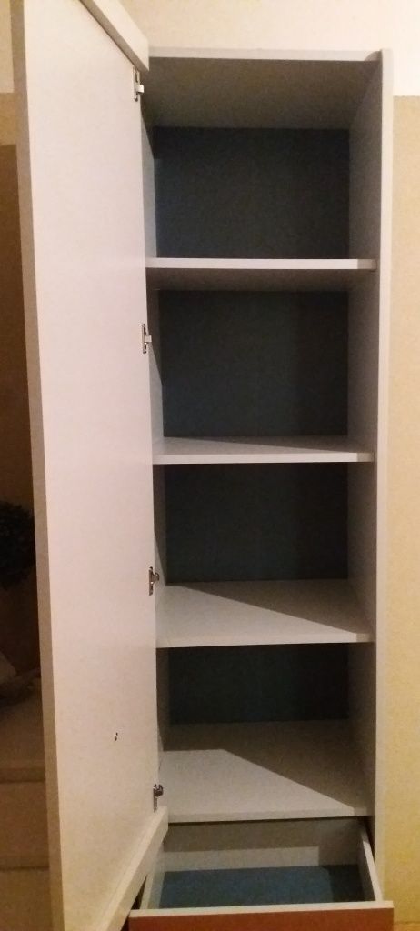 Szafka stojąca z szufladą
