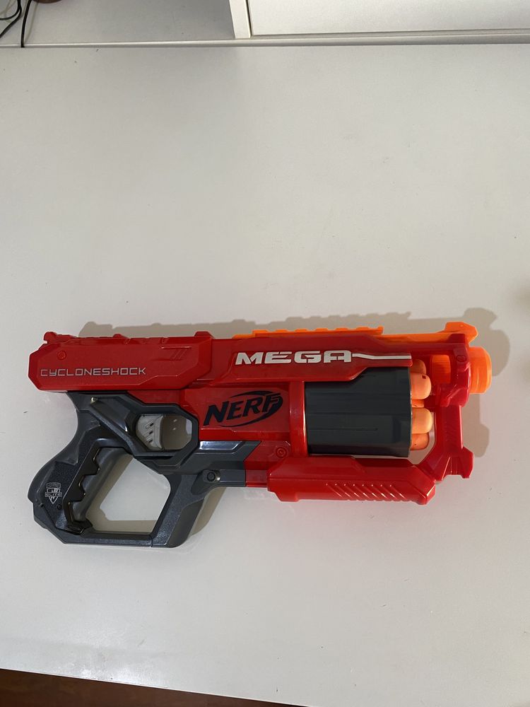 Nerf mega (com balas grandes)