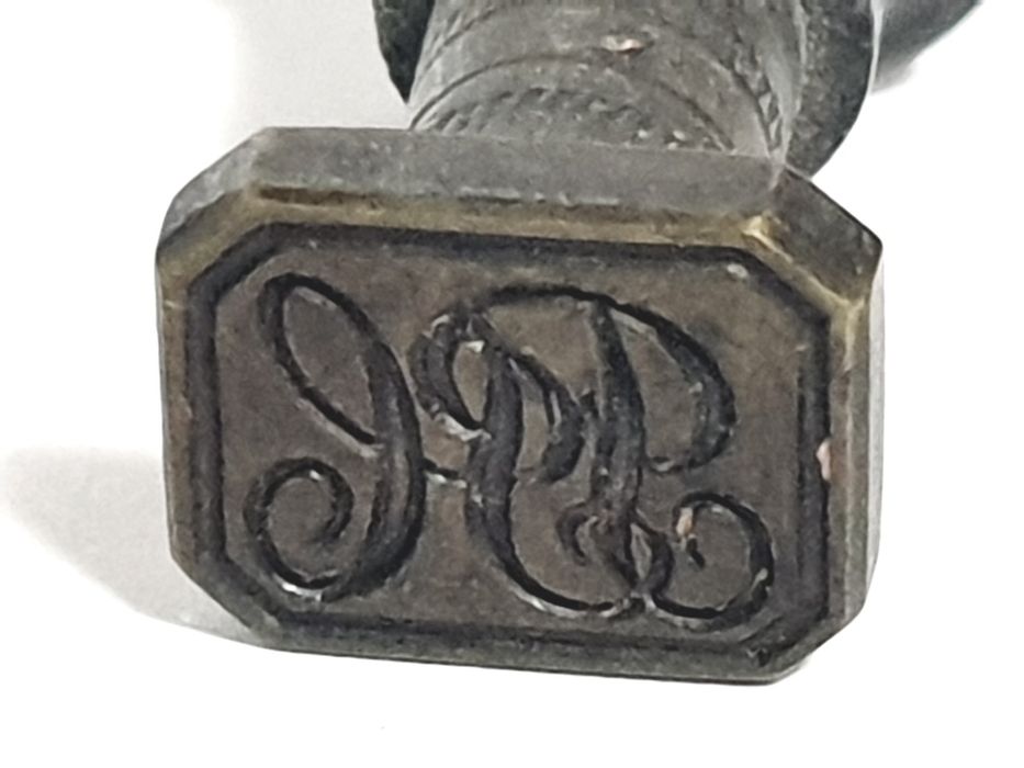 Antigos sinetes / carimbos de lacre com monogramas