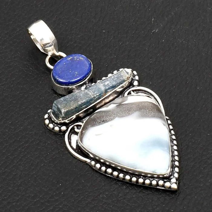 zawieszka, wisior kamień
owyhee opal, kyanit, lapis lazuli. Próba 925