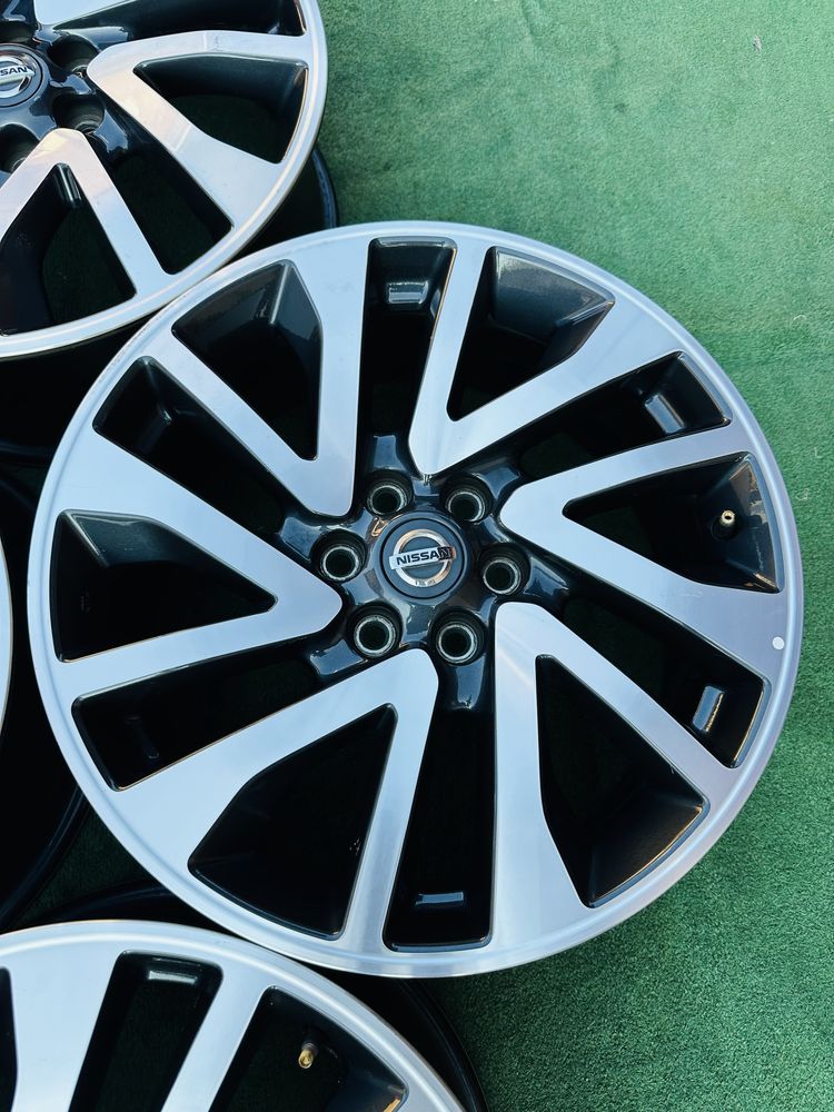 Диски 6/114.3 R19 Nissan Navara 7J ET-45