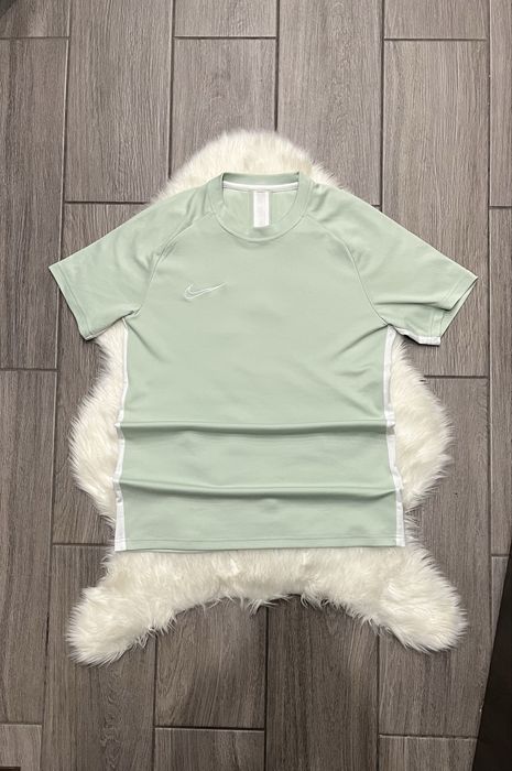 Оригінальна чоловіча футболка Nike dri fit