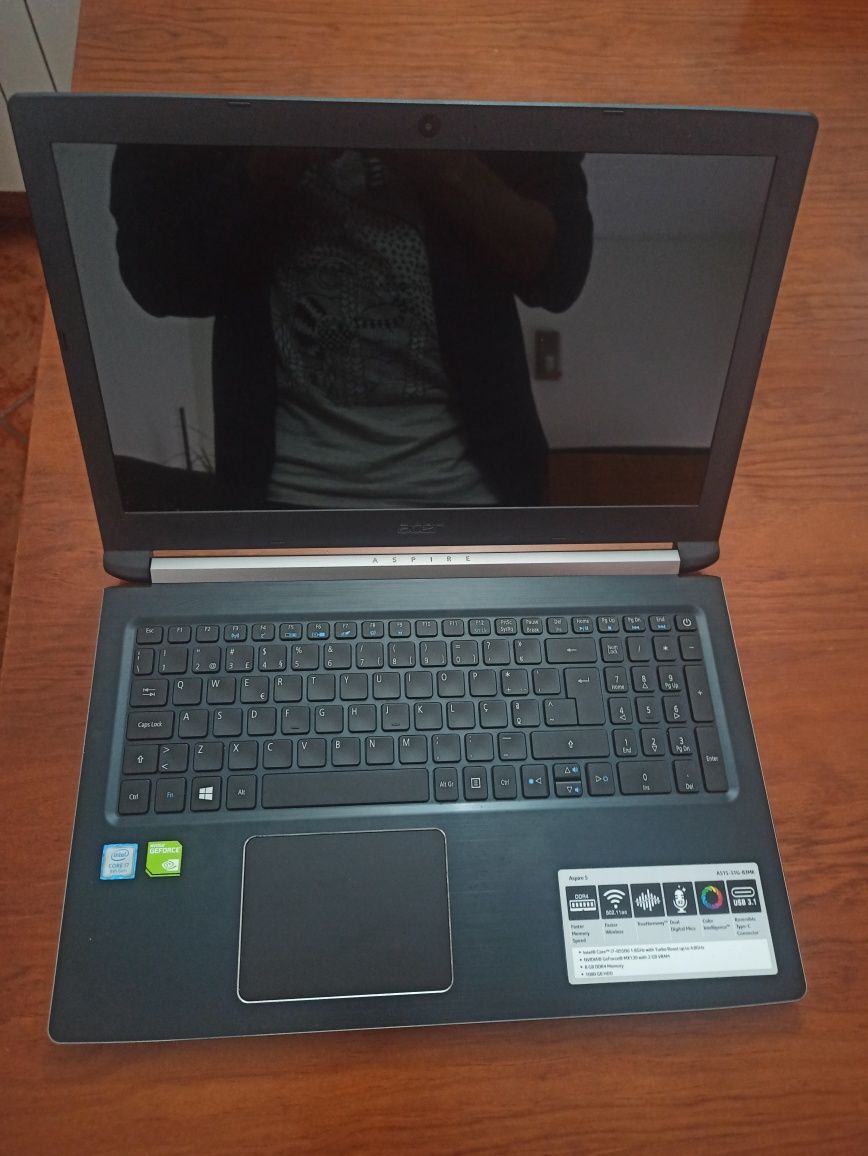 Portátil ACER Aspire i7 16gb RAM