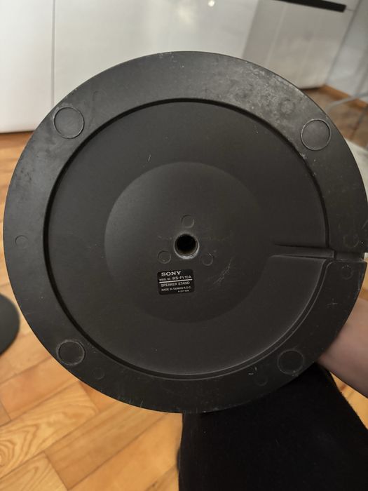 Uchwyt na głośnik sony