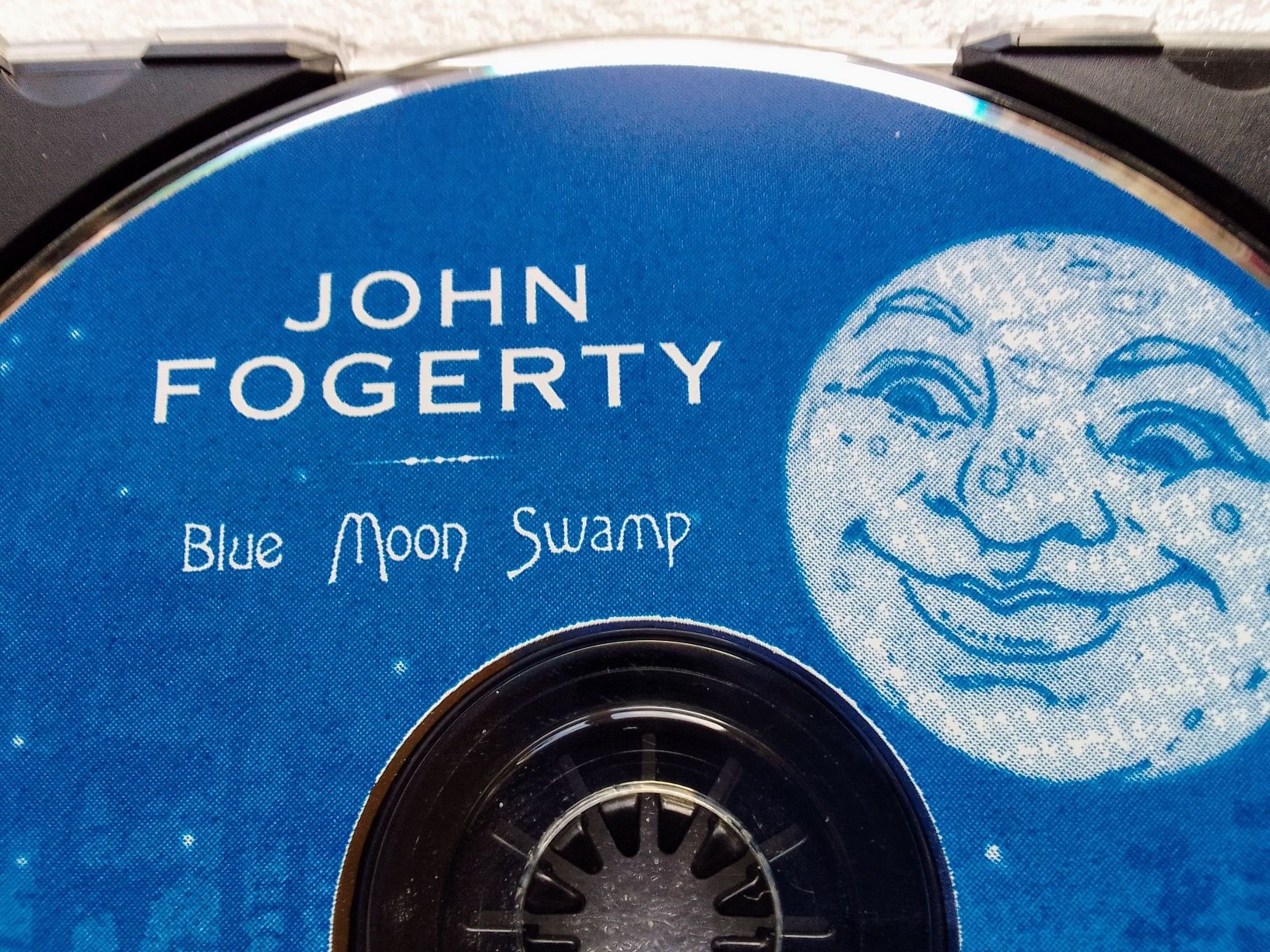 JOHN FOGERTY "Blue Moon Swamp". CD Audio.