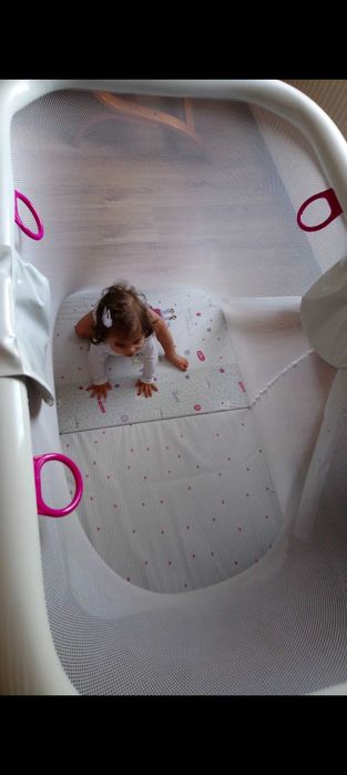 Kojec składany, dla dziewczynki.