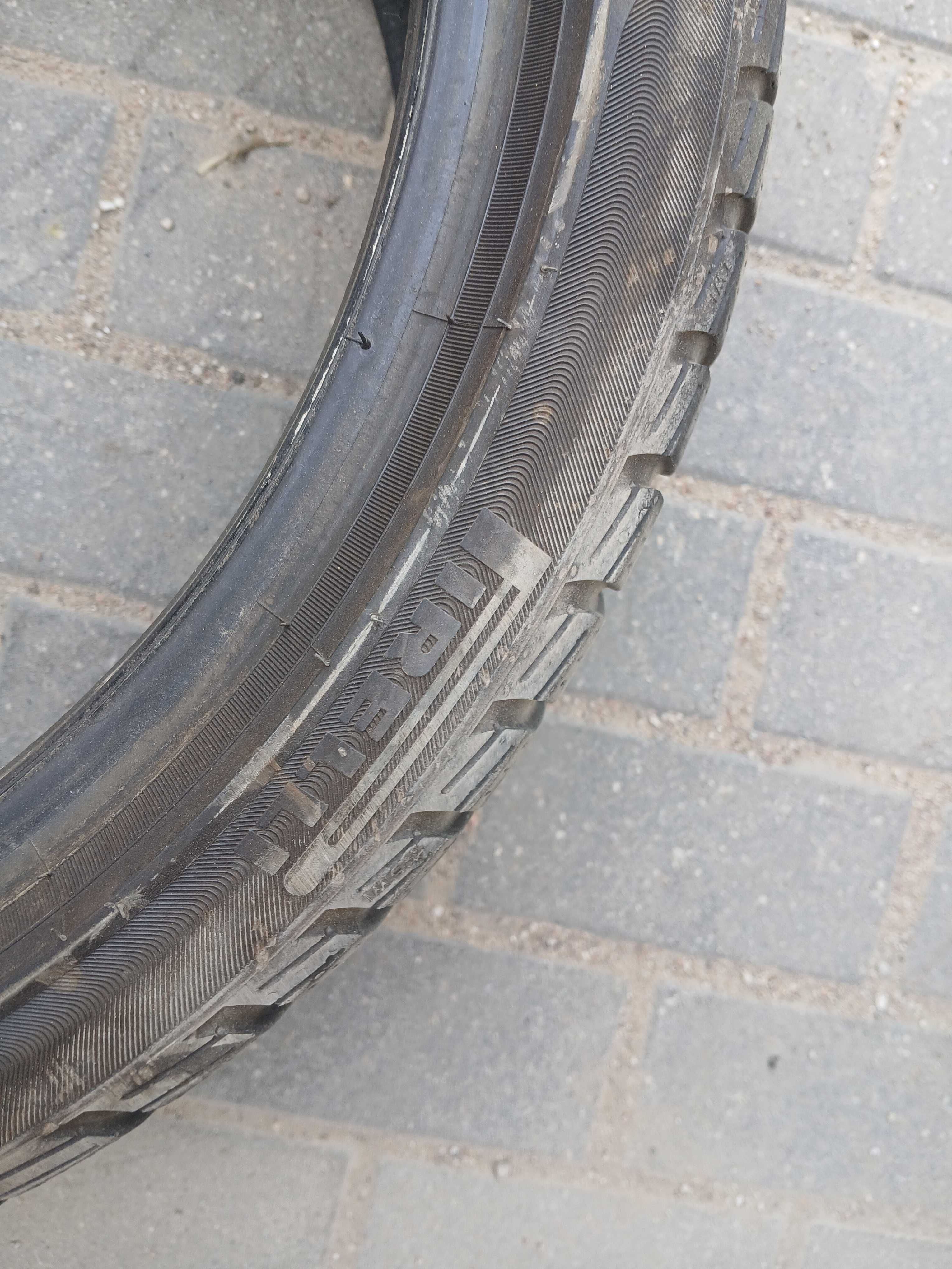 1x opona 225/40 R18 Pirelli Sottozero 3 Gwarancja Montaż