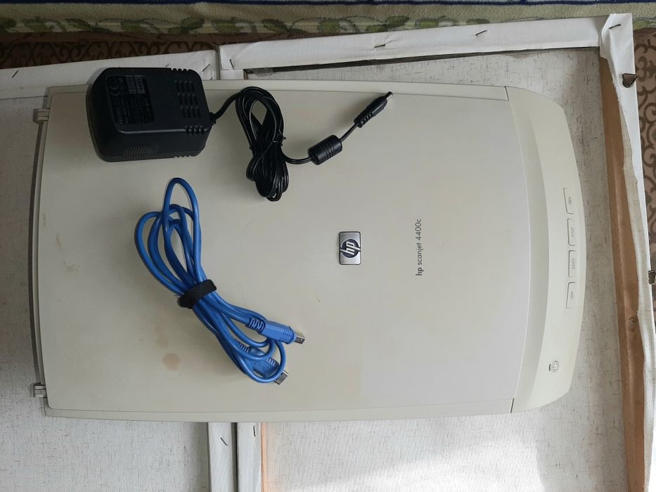 hp scanjet 4400c.