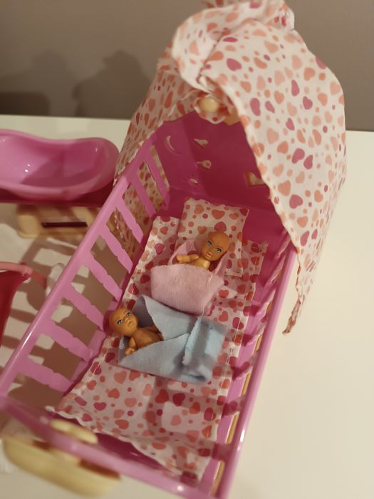 Pokoik Barbie dla dziecka i piesków