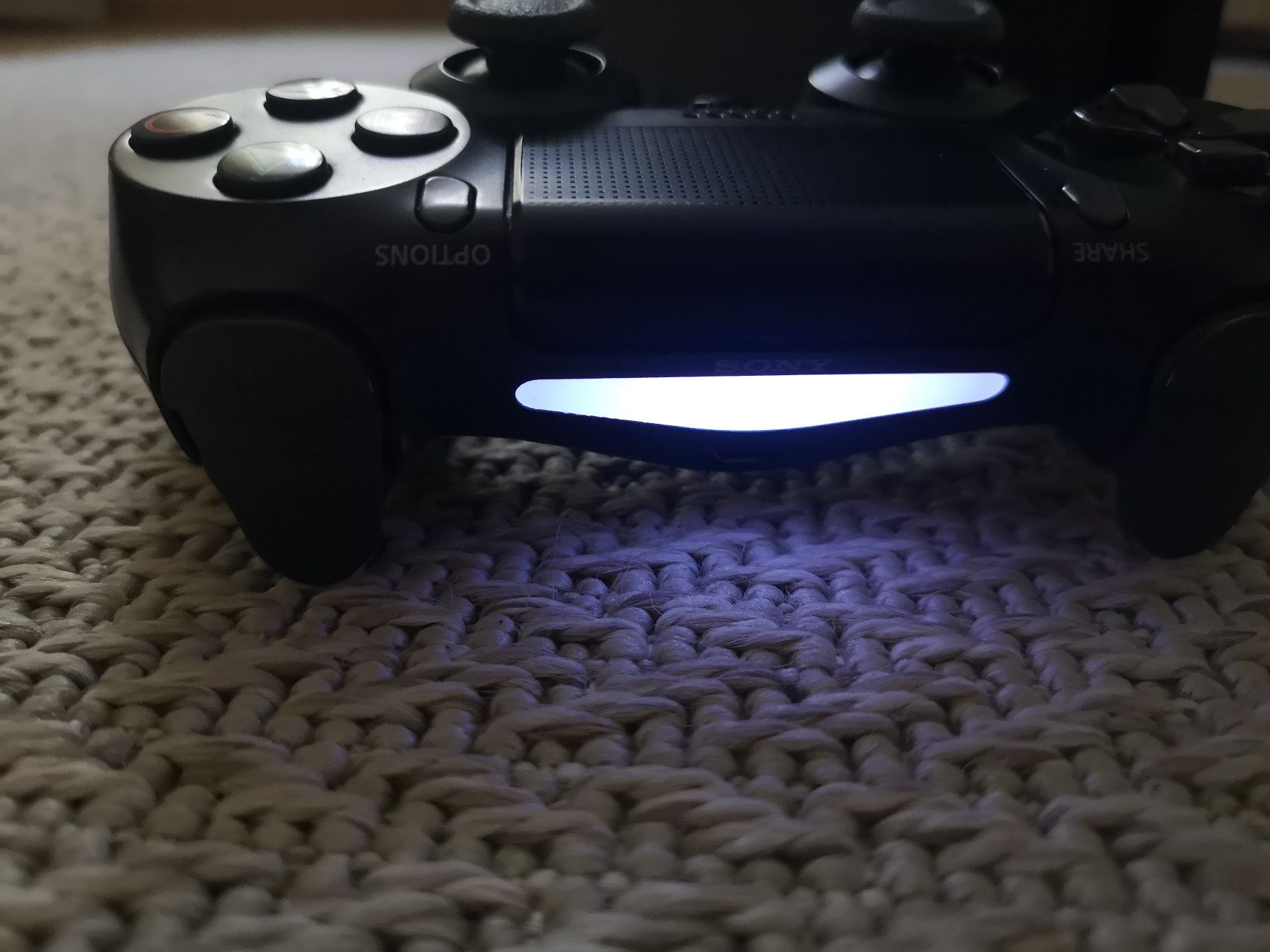 Konsola ps4 playstation 4