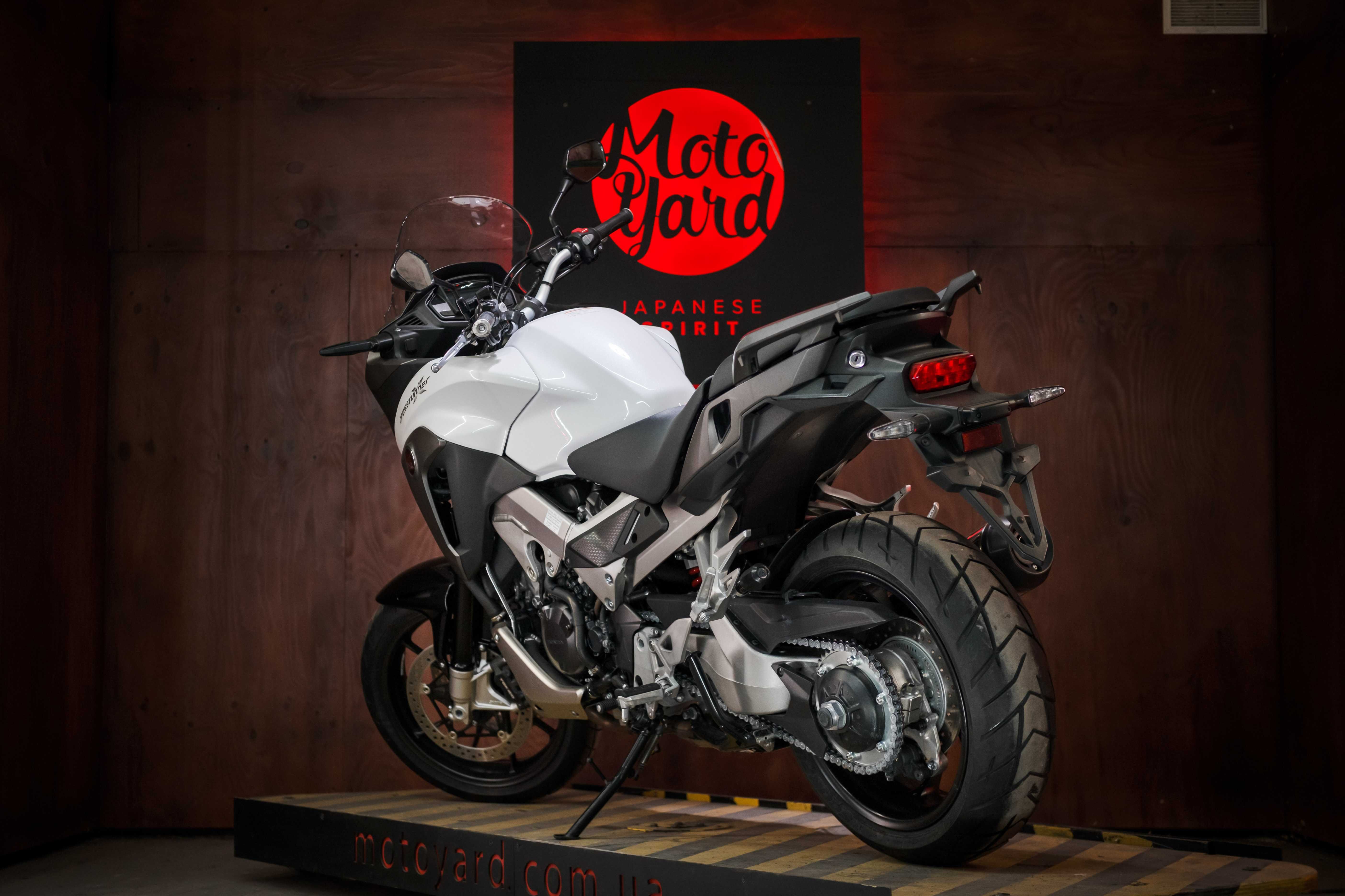Новий Мотоцикл Honda VFR800X Crossrunner ABS Traction LED із Японії