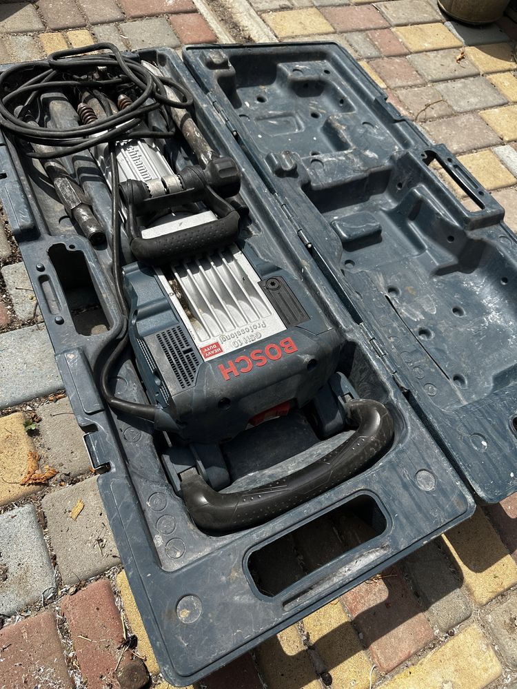 Продам відбійний молоток (отбойный молоток) Bosch GSH-16