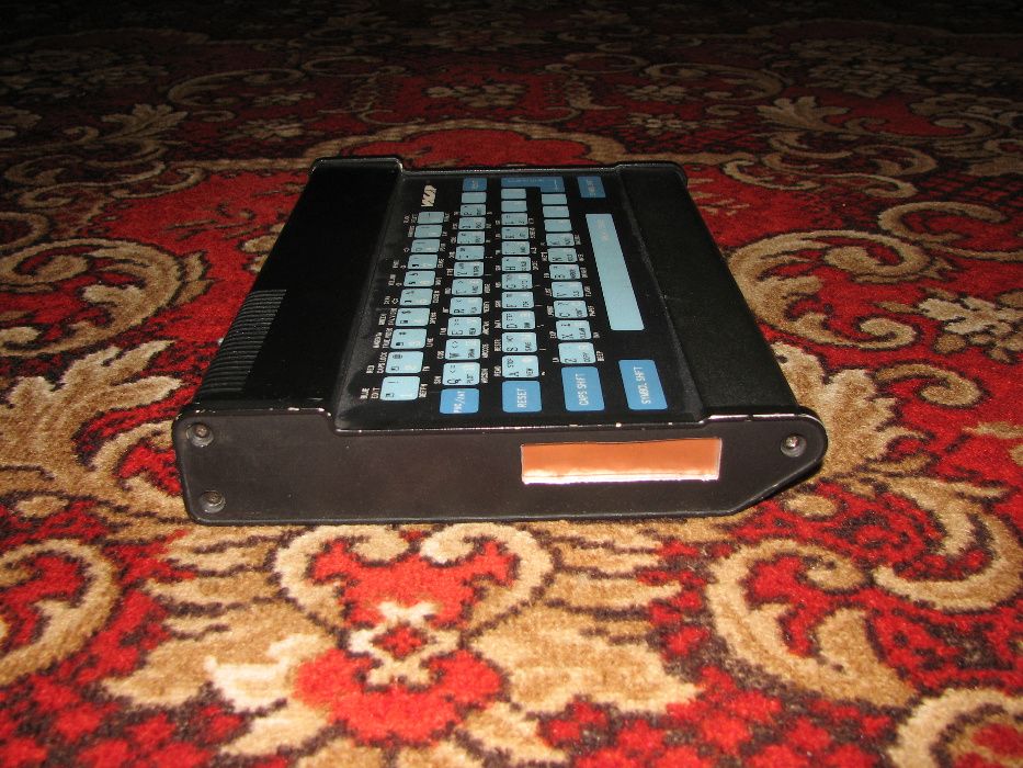 ZX-Spectrum ИКАР-64 компьютер пр-ва Харьковского завода Хартрон, 1992г