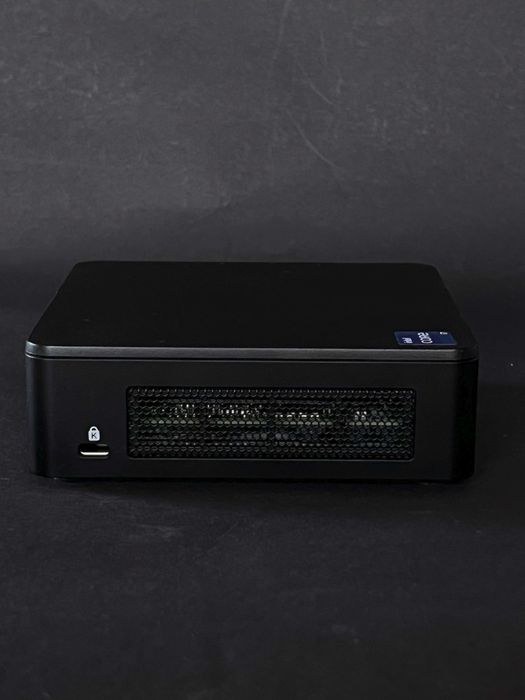 Intel NUC13ANKI7 – i7-1360P, 32GB RAM, 1TB SSD, Windows 11 PRO