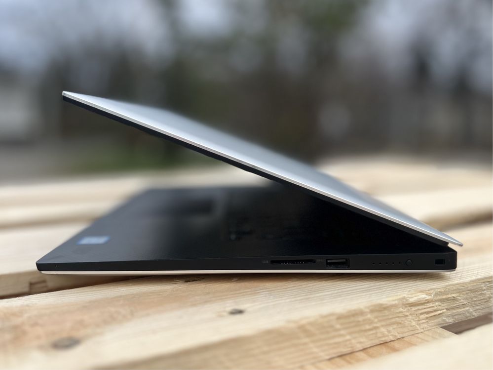 Ноутбук Dell Precision 5540/Т2000 4GB/i9-9880HK/32GB/512GB/15.5"FHD