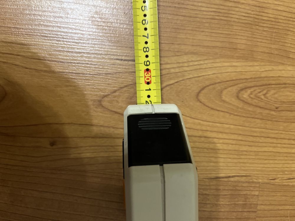 Продам электронную рулетку laserliner