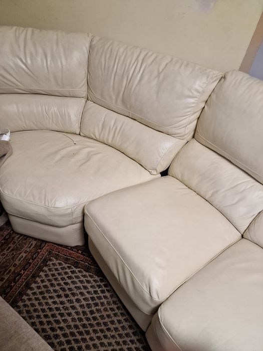 Duży narożnik ze skóry