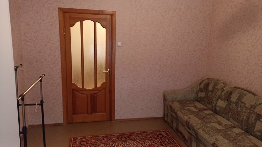 Комната на Ревуцкого18А 15 минут до метро позняки харьковская (не риел