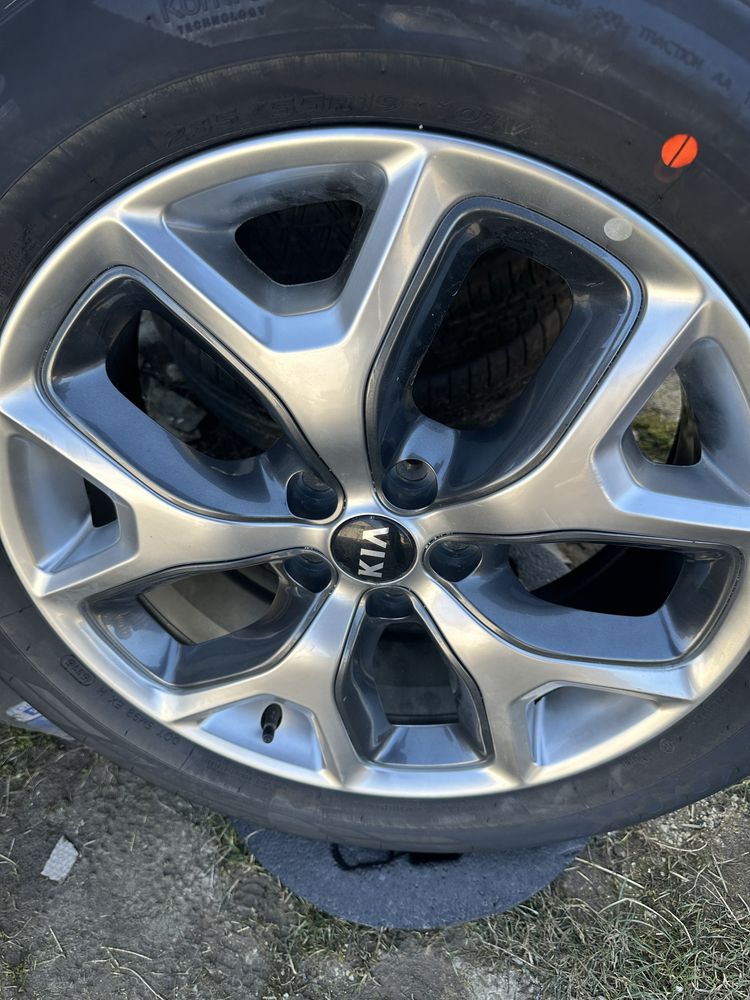Диски з шинами hyundai Santa Fe,tucson,kia sorento,spoetage 52910c5320